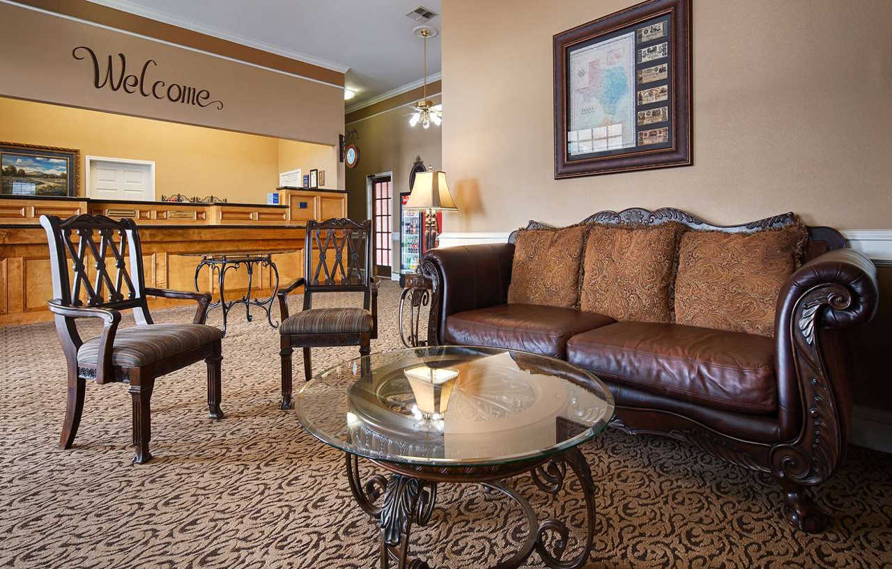 Best Western Inn Of Бренем Экстерьер фото